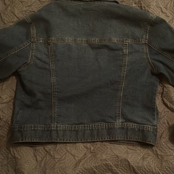 Celebrity Pink Jean Jacket - Picture 4 of 5